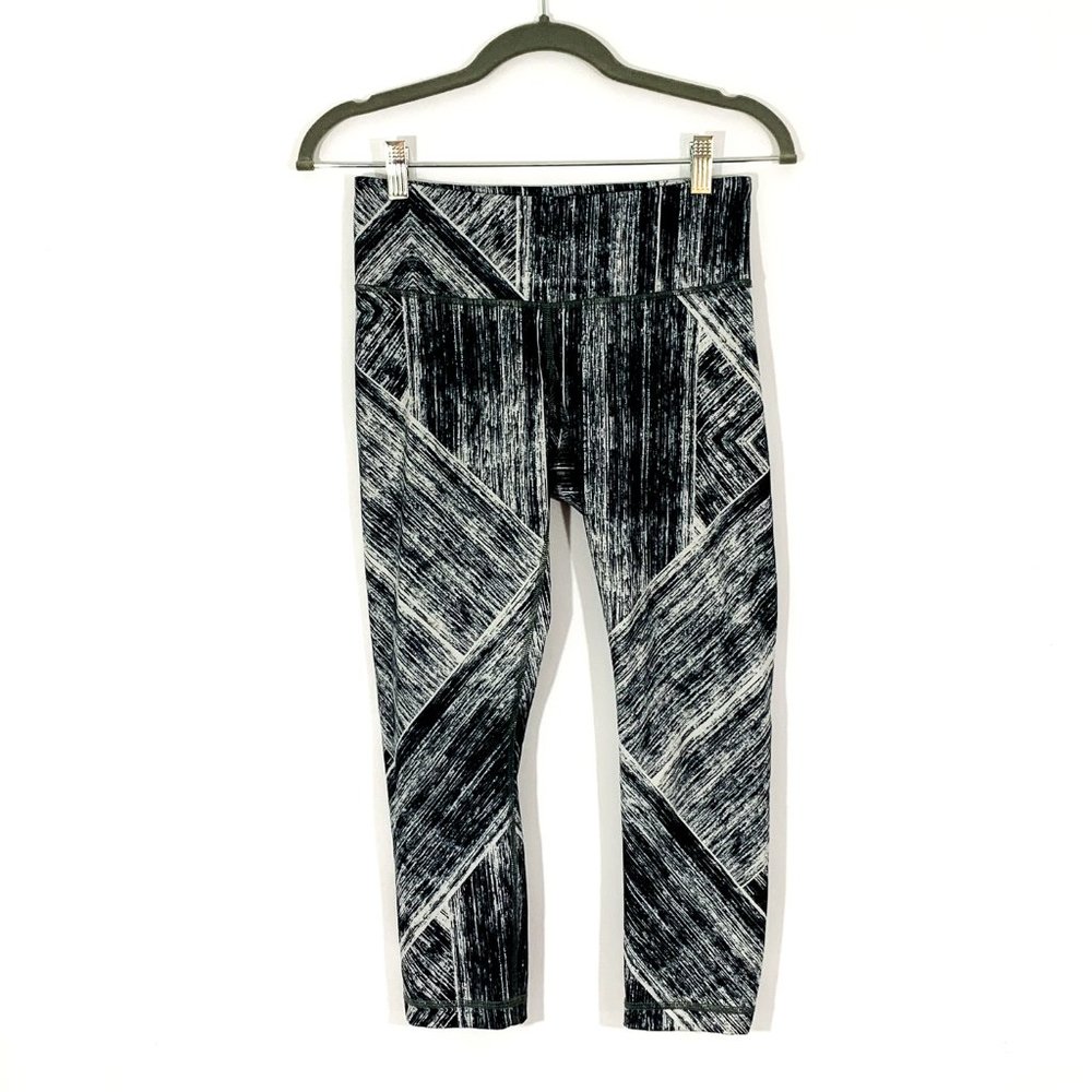 Lululemon Wunder Under Yoga Leggings Size 6